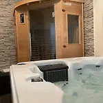Pensjonat Maison Galland Lapalisse